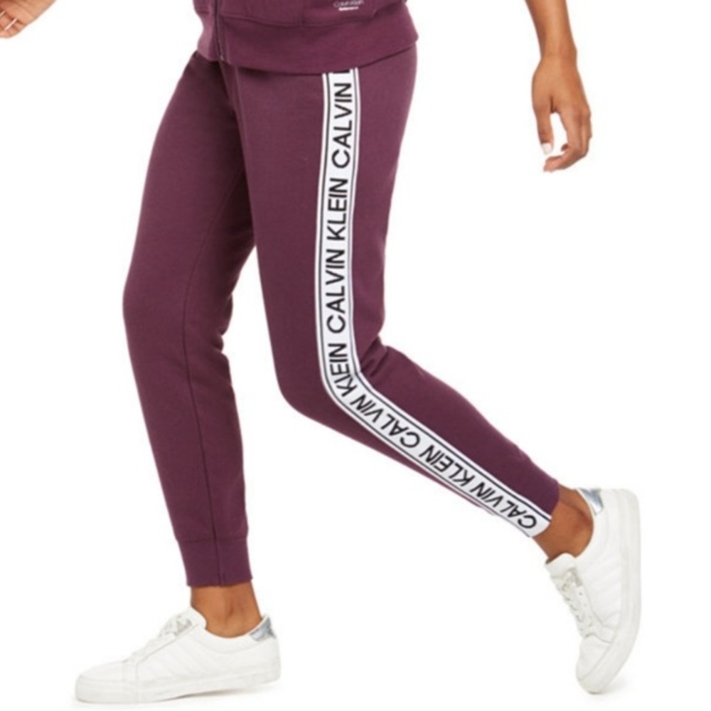 Calvin Klein Performance Women's Deep Purple Joggers Size Large
